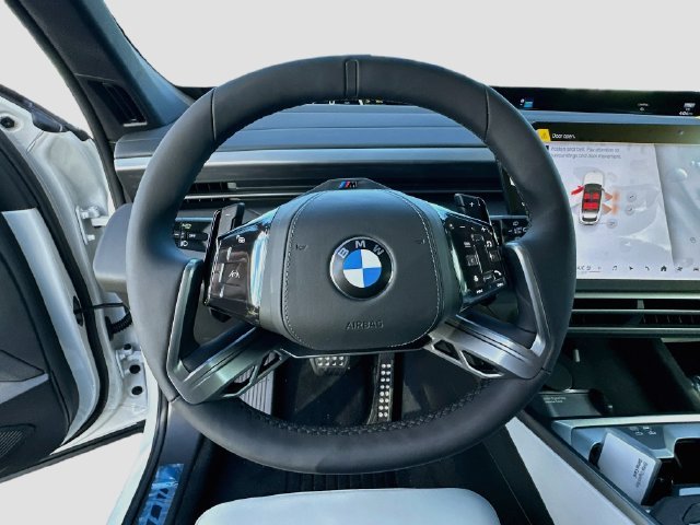 New 2027 White BMW xDrive40i image 7