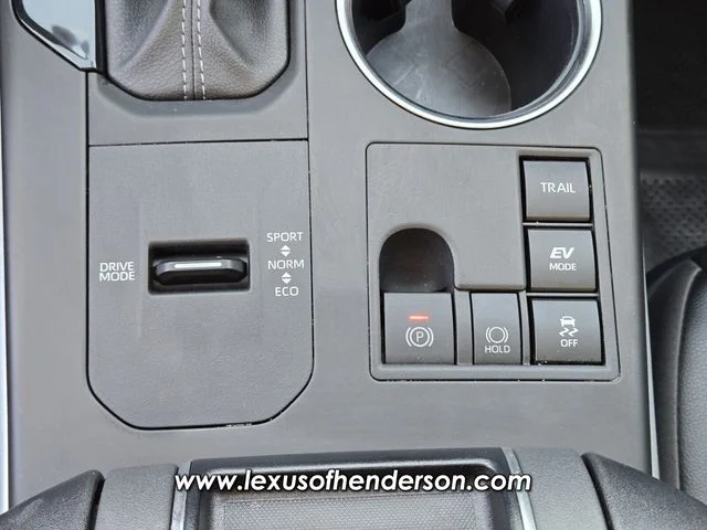 Used 2024 Silver Toyota XLE image 31