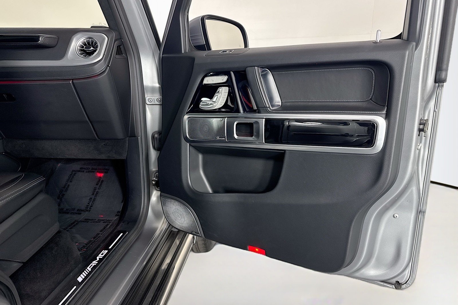 Used 2020 designo Platinum Magno Mercedes-Benz AMG® G 63 4MATIC SUV image 24
