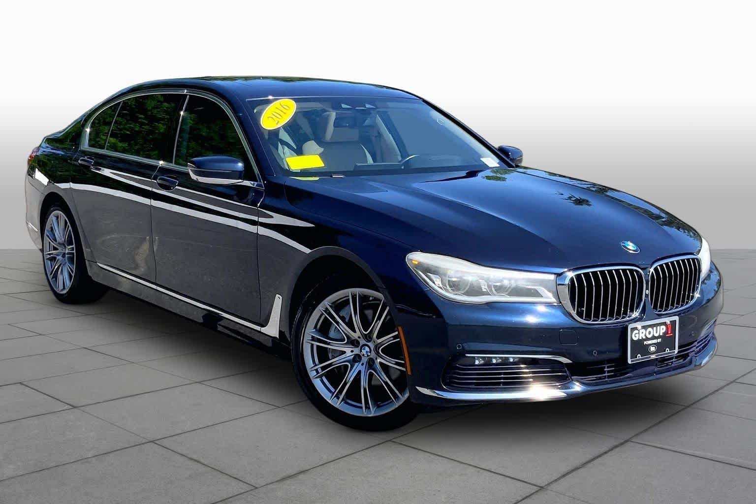 Pre-Owned 2016 BMW 750i XDrive 750i XDrive