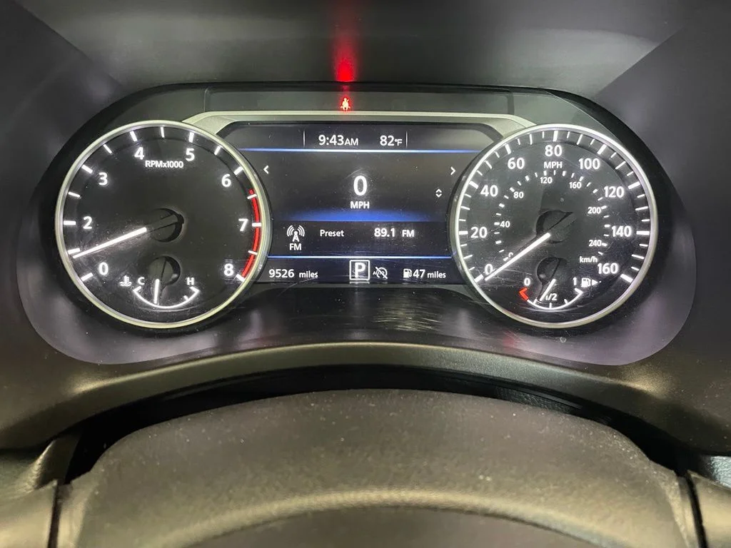 Used 2024 Gray Nissan SV image 7
