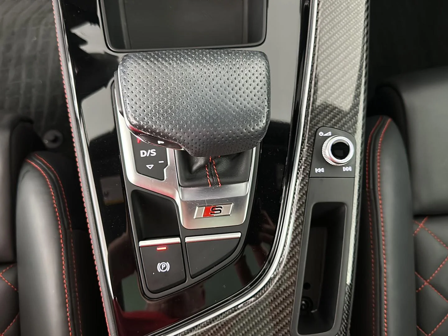 Used 2024 Glacier White Metallic Audi Premium Plus image 32