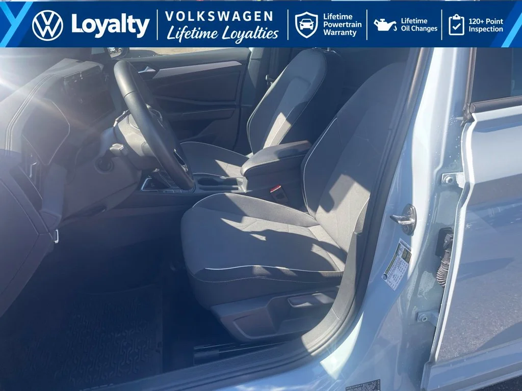Used 2026 Gray Volkswagen 1.5T Sport image 9