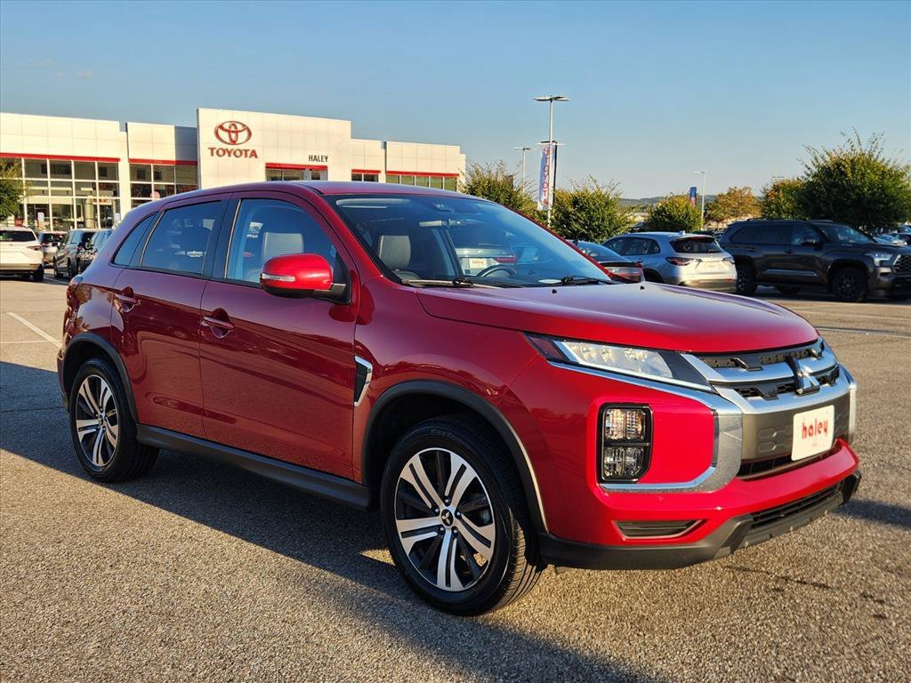 2025 Mitsubishi Outlander Sport LE