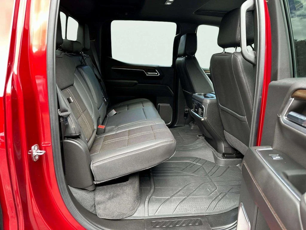2024 Chevrolet Silverado 1500 High Country - Photo 17