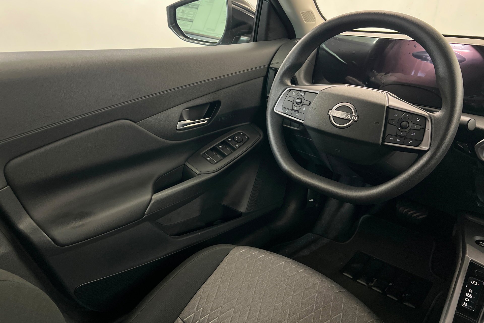 New 2027 Atlantic Gray Metallic Nissan SV image 12