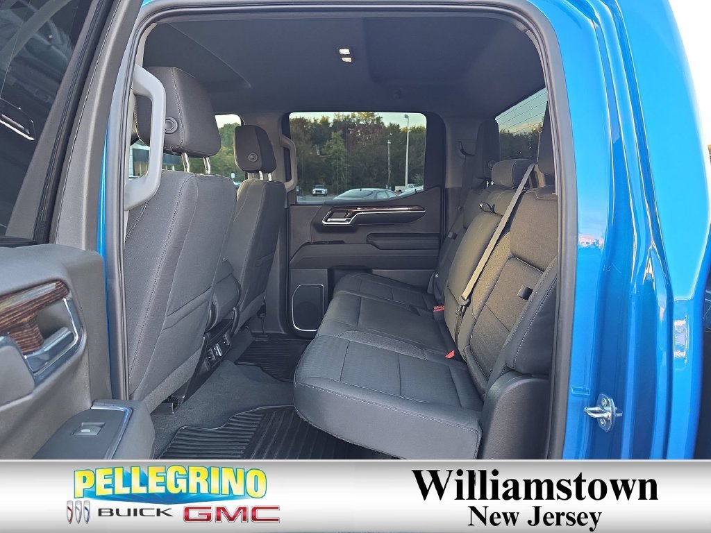 Certified Used 2023 DYNAMIC BLUE METALLIC GMC Elevation image 23