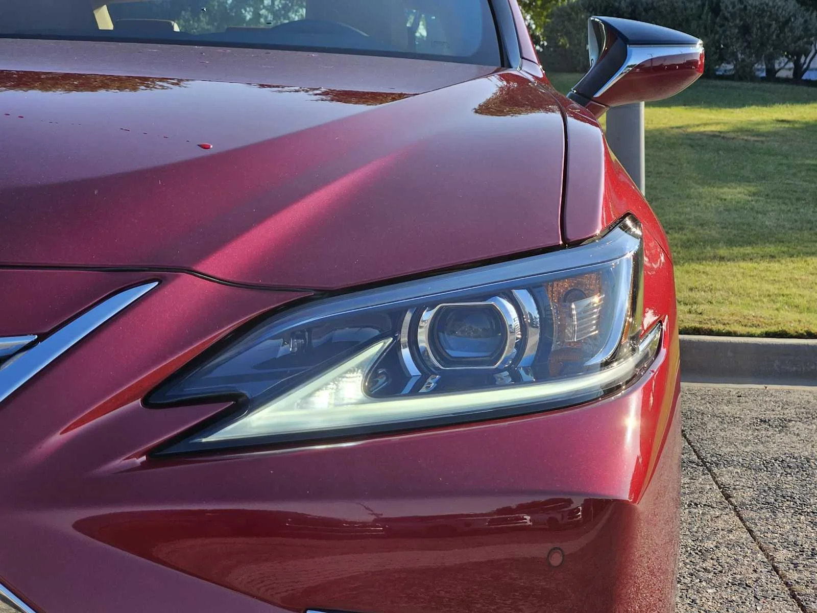 Certified Used 2024 MATADOR RED MICA Lexus  image 6