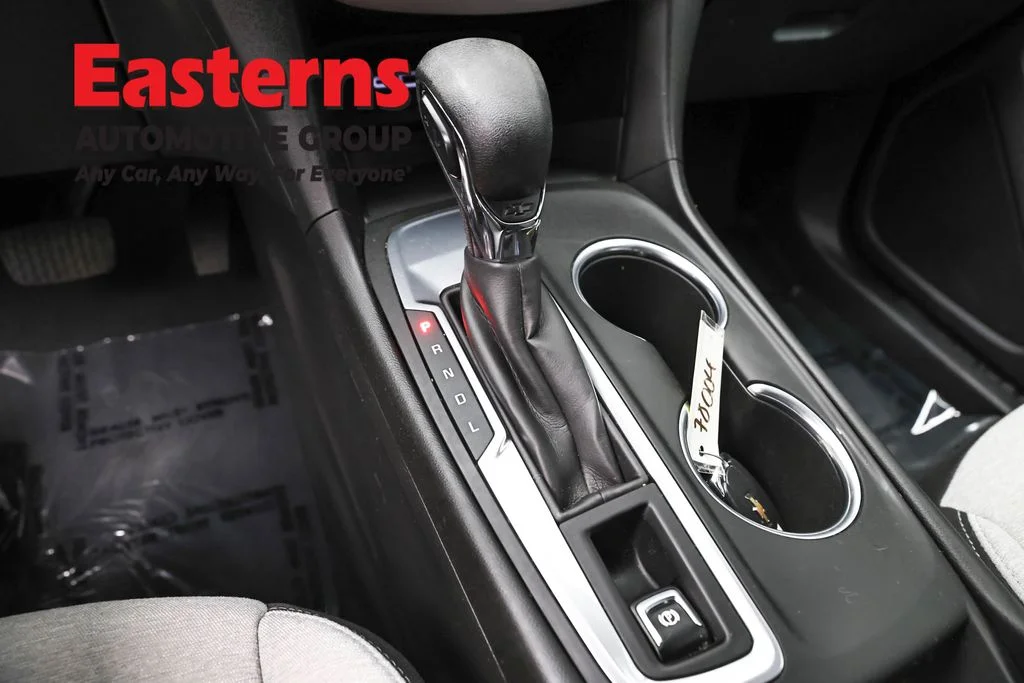 Used 2022 Gray Chevrolet LT image 12