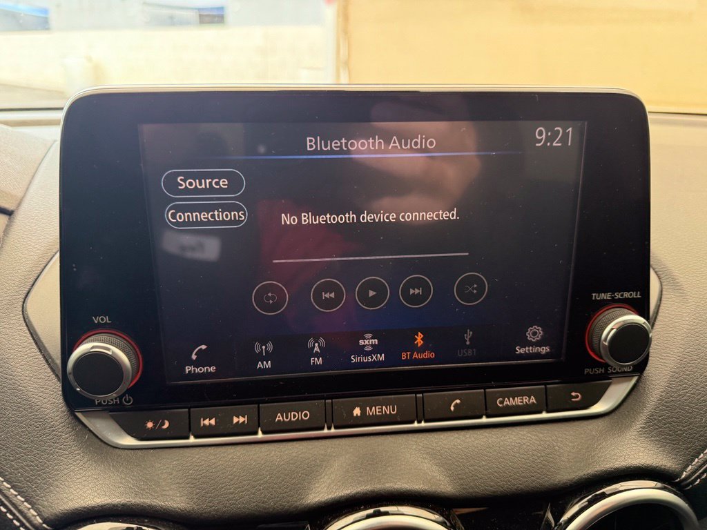 Used 2020 Rosewood Nissan SV image 23