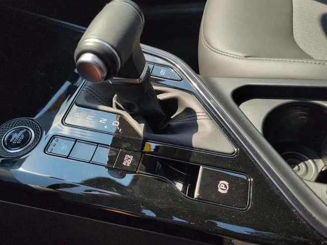 New 2025 Aurora Black Pearl Kia EX Touring image 36