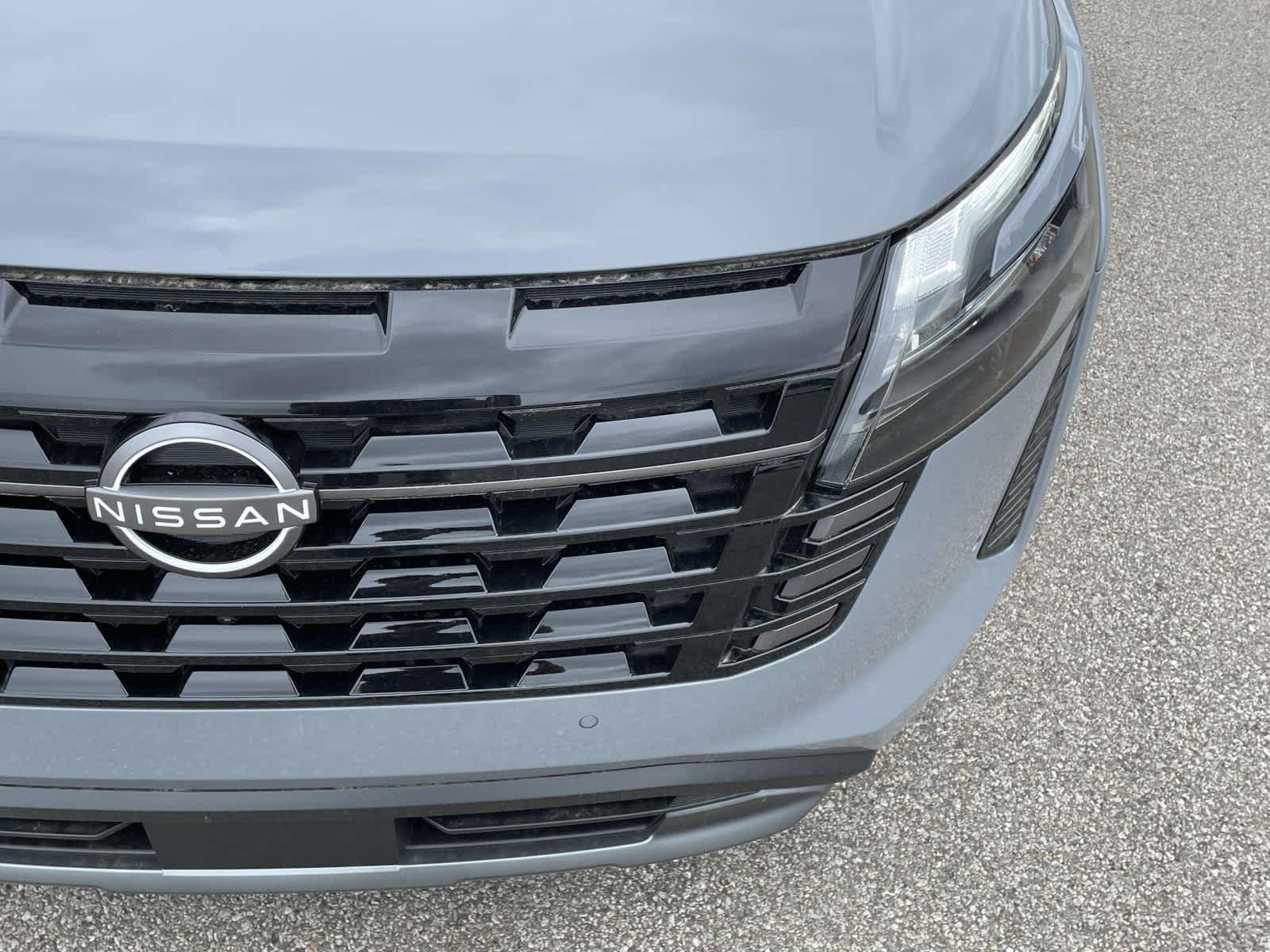New 2026 Boulder Gray Pearl Nissan Platinum image 9