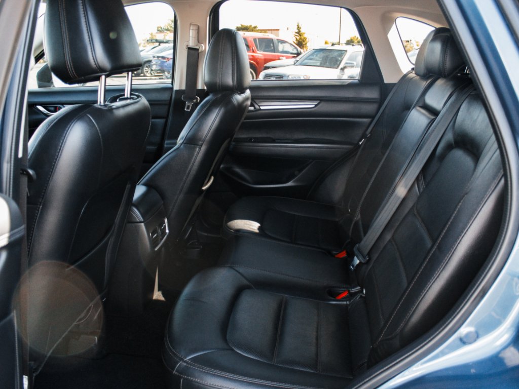 Used 2018 Eternal Blue Mica Mazda Grand Touring image 26