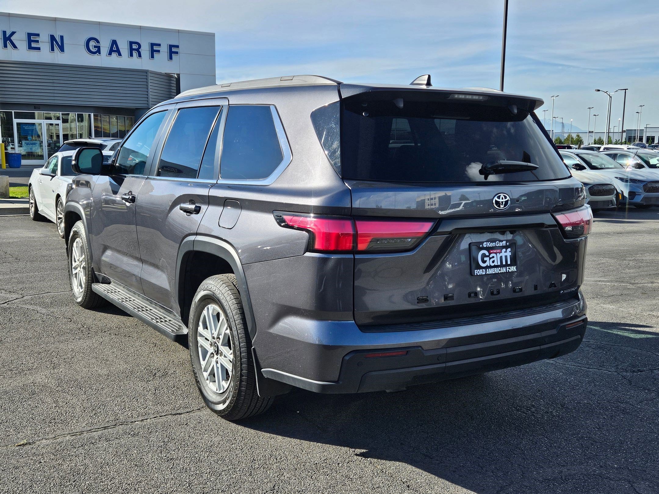 Used 2025 Magnetic Gray Metallic Toyota SR5 image 5