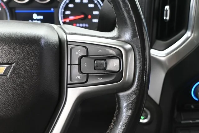Used 2021 White Chevrolet LT image 22