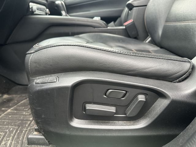 Used 2019 Blue Mazda Grand Touring image 18