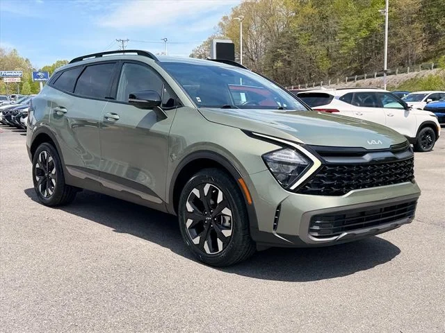 Used 2023 Green Kia X-Line image 12