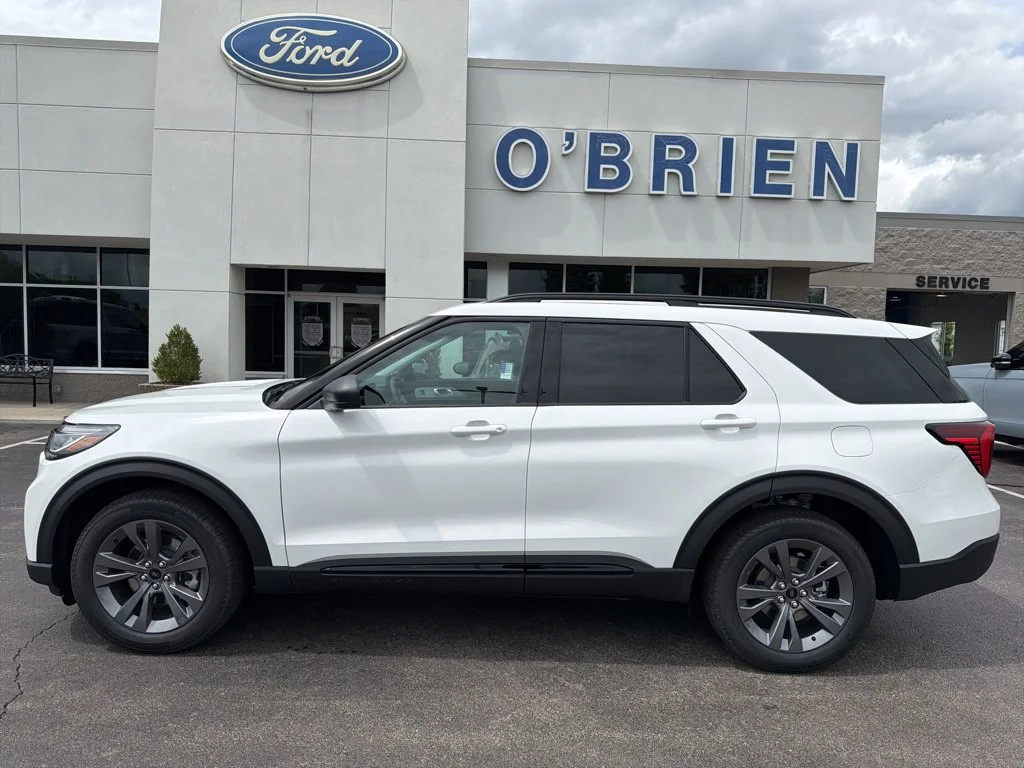 New 2026 Star White Metallic Tri-Coat Ford Active image 2