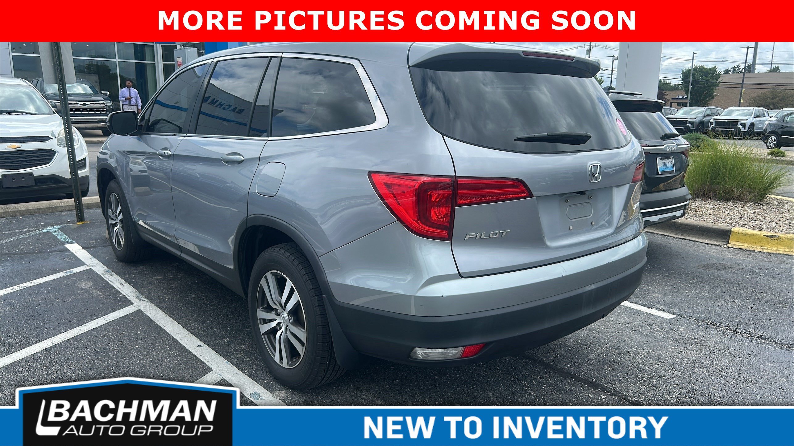 Used 2018 Lunar Silver Metallic Honda EX-L image 5
