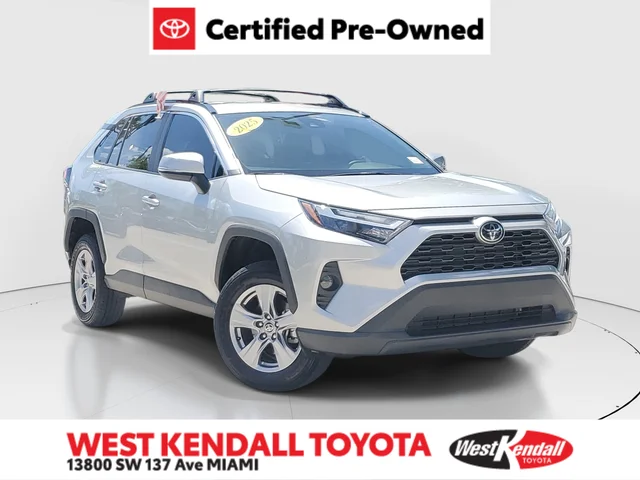 2025 Toyota RAV4 XLE