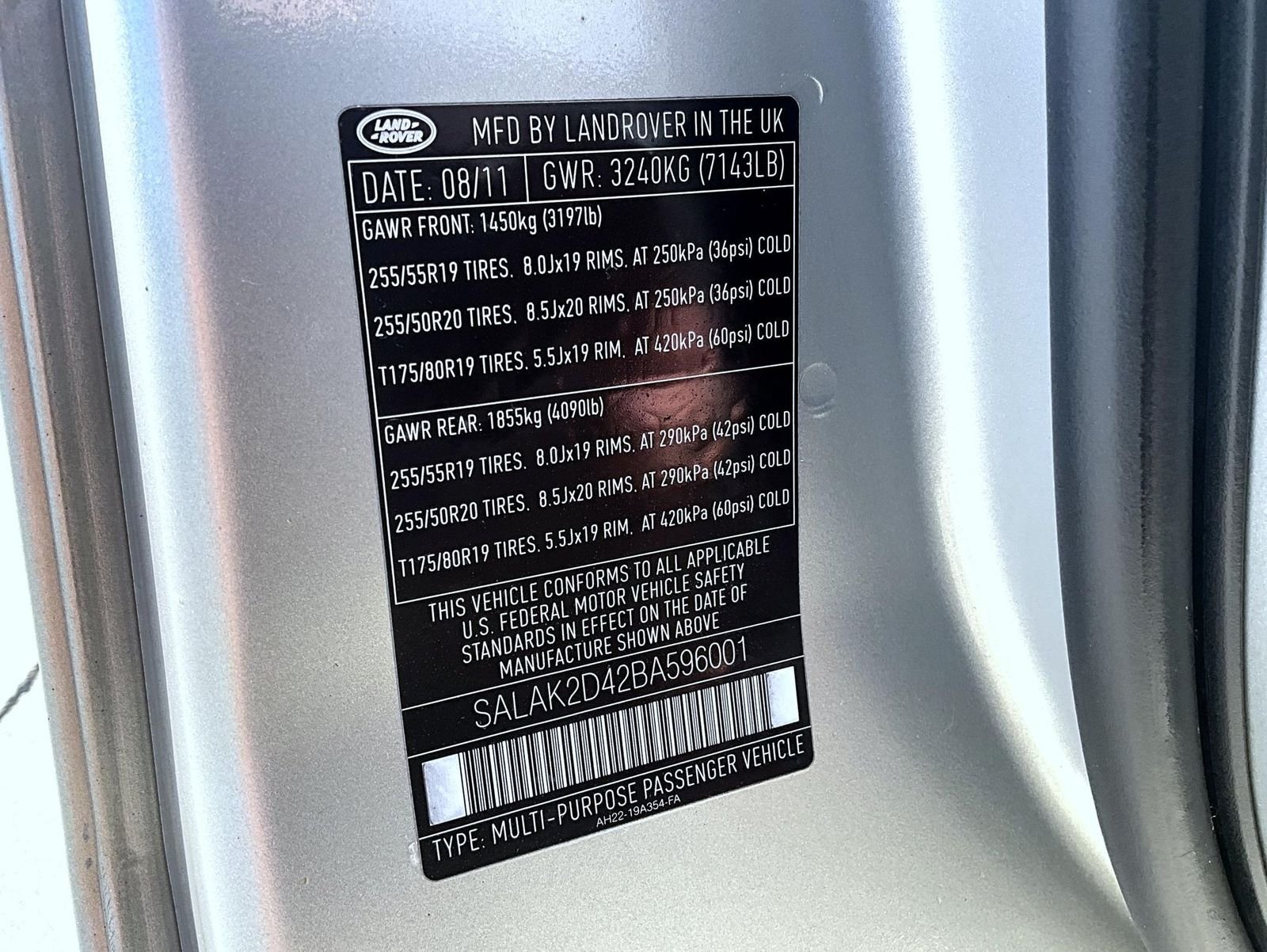 Used 2011 Beige Land Rover V8 image 29