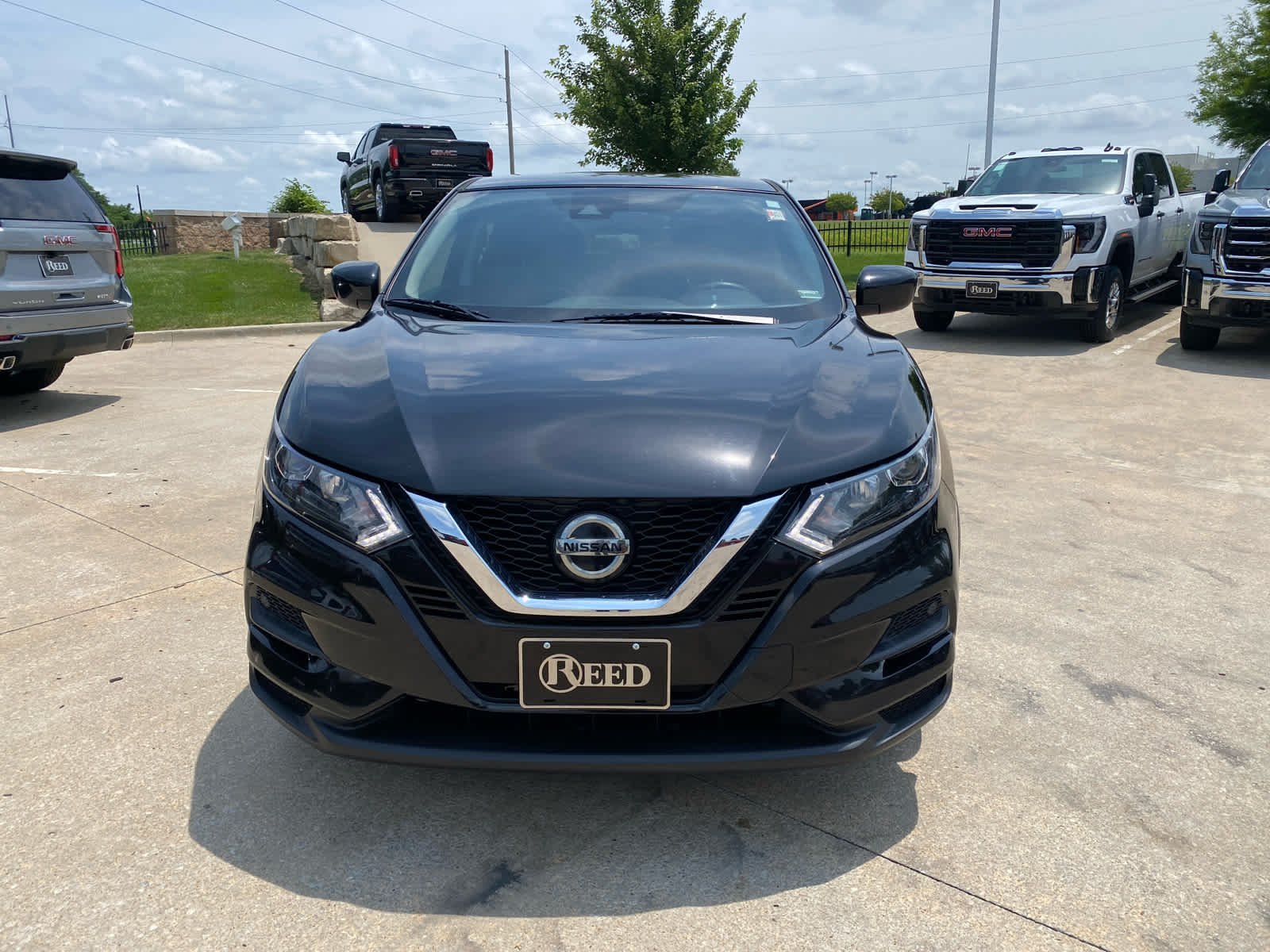 Used 2020 Nissan Rogue Sport S with VIN JN1BJ1CV9LW546108 for sale in Kansas City