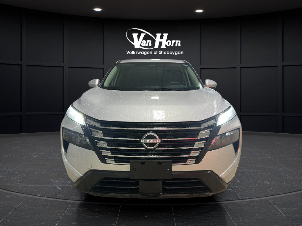 Used 2024 Brilliant Silver Metallic Nissan SV image 2