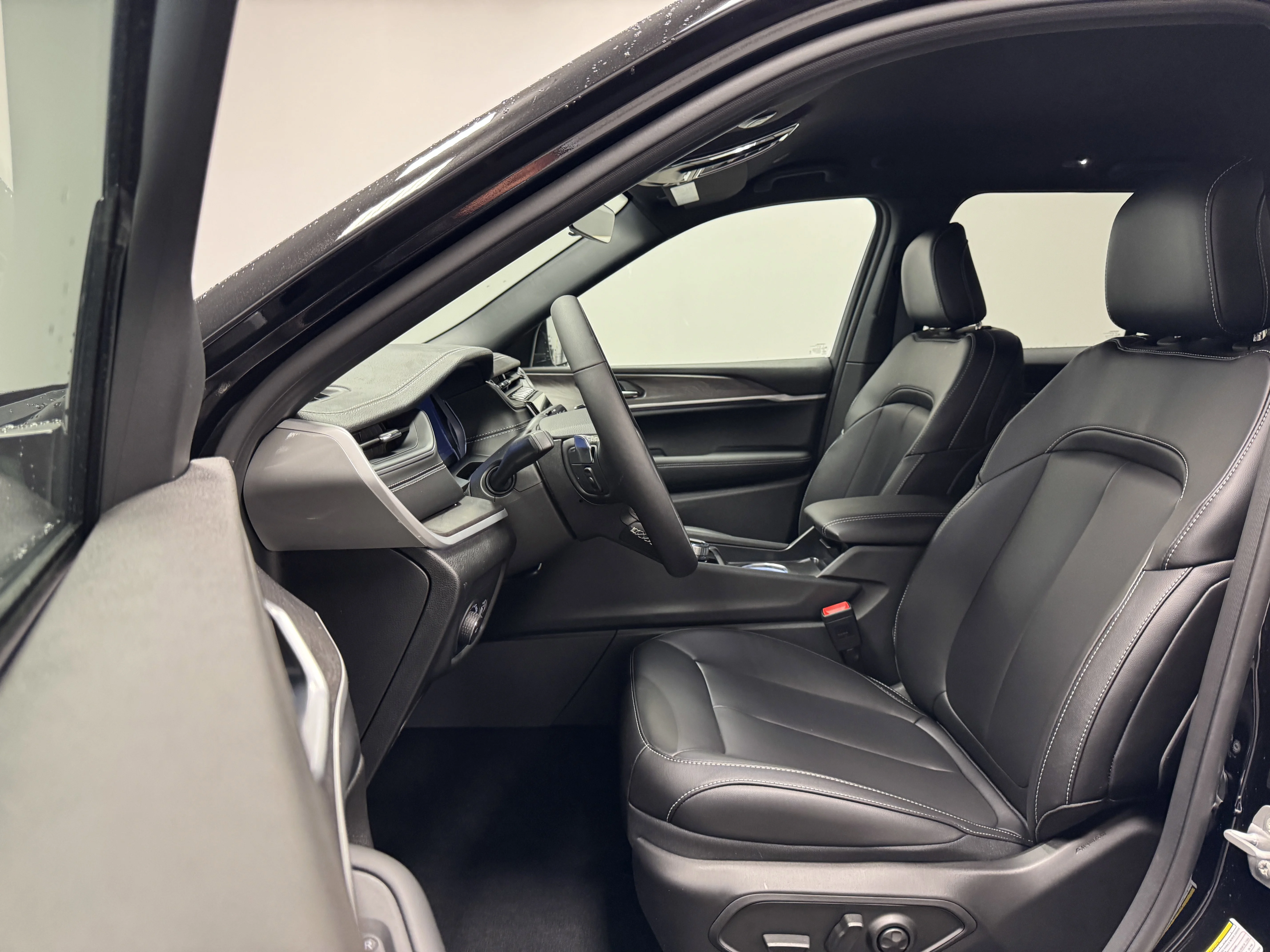 2025 Jeep Grand Cherokee Limited - Photo 15
