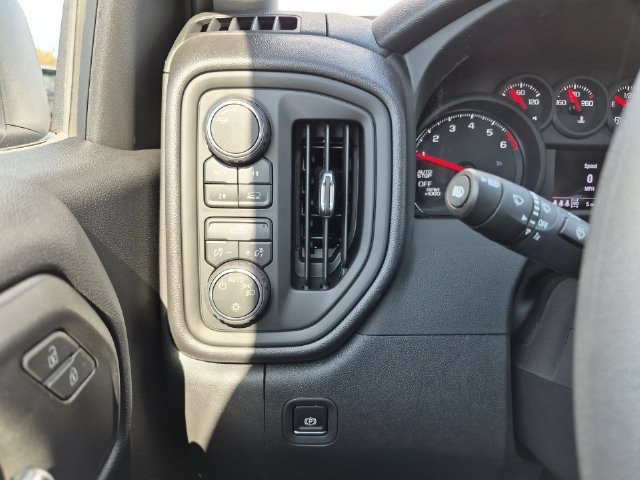 2026 Chevrolet Silverado 1500 Custom - Photo 20