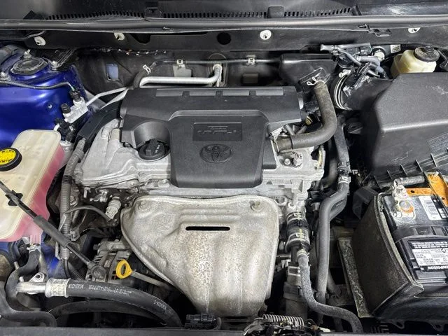 Used 2015 Blue Toyota LE image 9