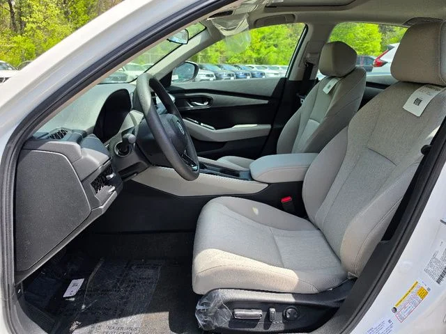 New 2026 Platinum White Pearl Honda SE image 14
