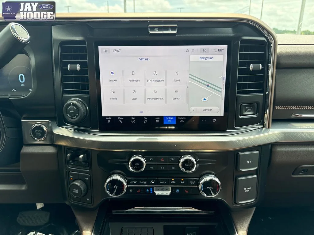 New 2026 Star White Metallic Tri-Coat Ford F-350® King Ranch® image 21