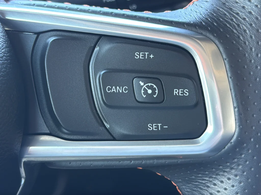 2022 Jeep Gladiator Mojave - Photo 14