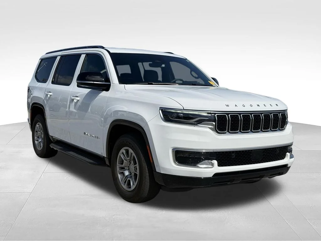 Used 2024 White Jeep Base image 7
