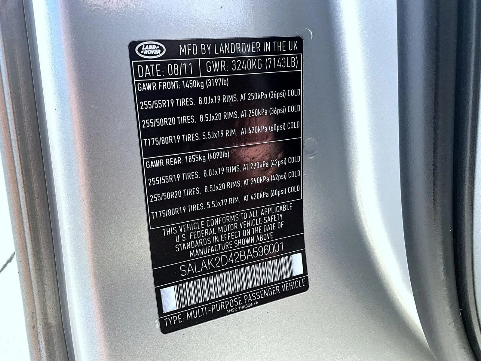 Used 2011 Beige Land Rover V8 image 29