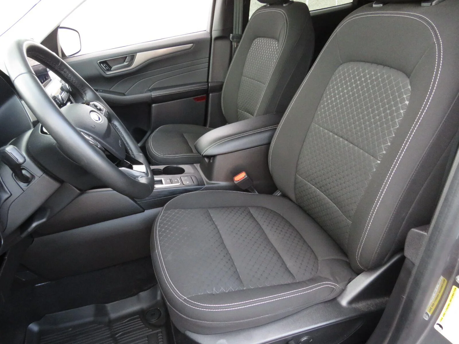 Used 2023  Ford Active image 23