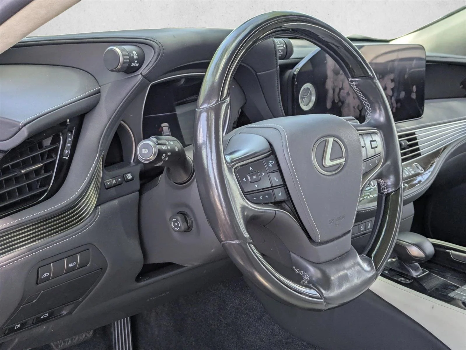 Certified Used 2023 Caviar Lexus LS 500 image 3