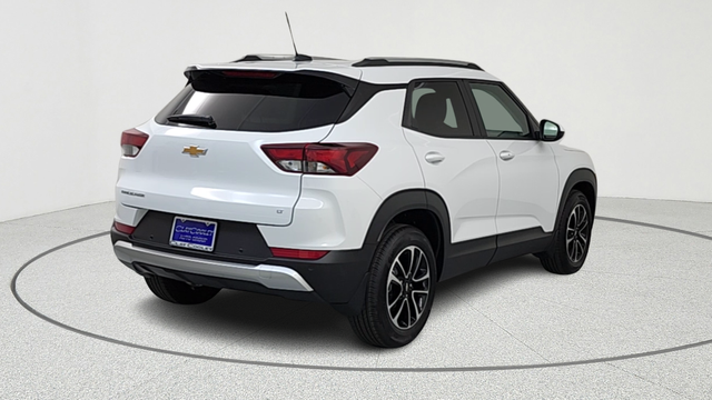 New 2026 White Chevrolet LT image 7