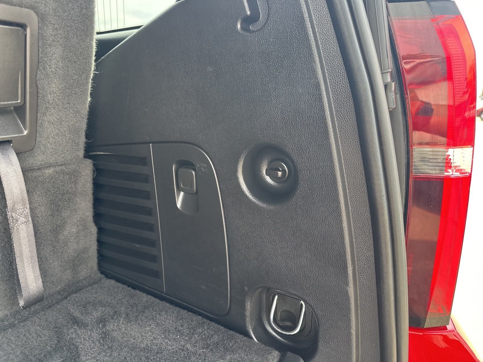 Used 2019  Chevrolet LT image 28