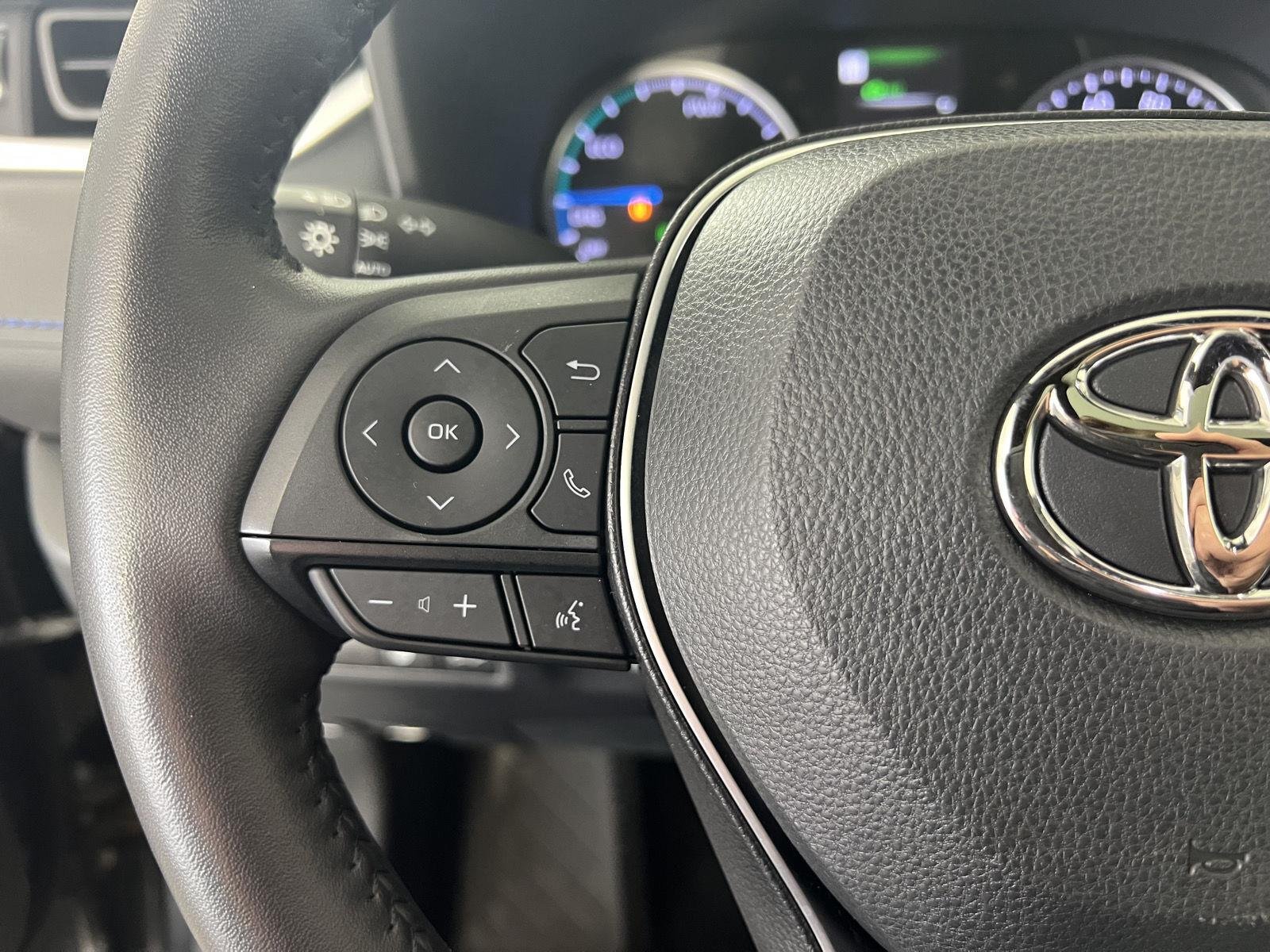 Used 2022 Midnight Black Metallic Toyota Hybrid SE image 16