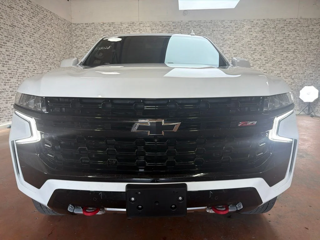 Used 2023 Summit White Chevrolet Z71 image 2