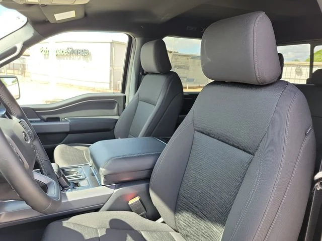 New 2026 Carbonized Gray Metallic Ford XLT image 13