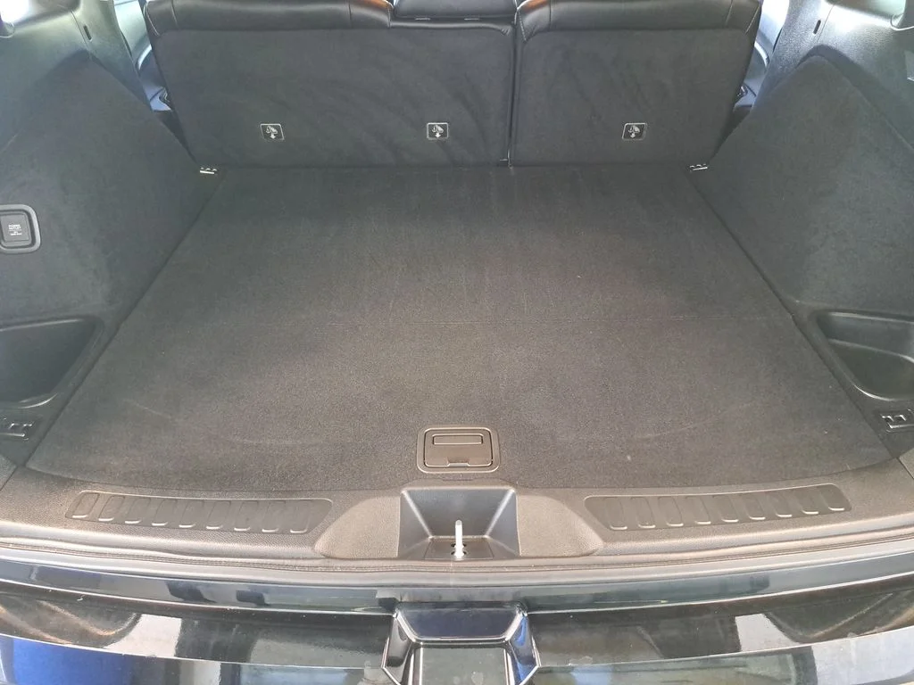 Used 2023 Beige Honda EX-L image 31