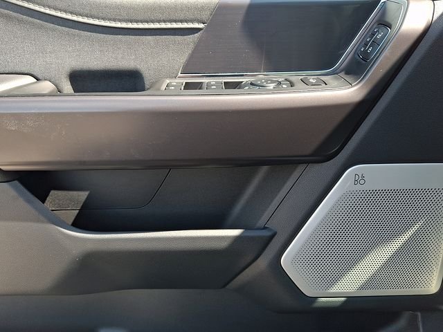 New 2026 Star White Metallic Tri-Coat Ford Lariat® image 12