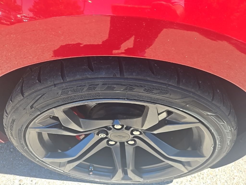 Used 2017 Red Chevrolet SS image 6
