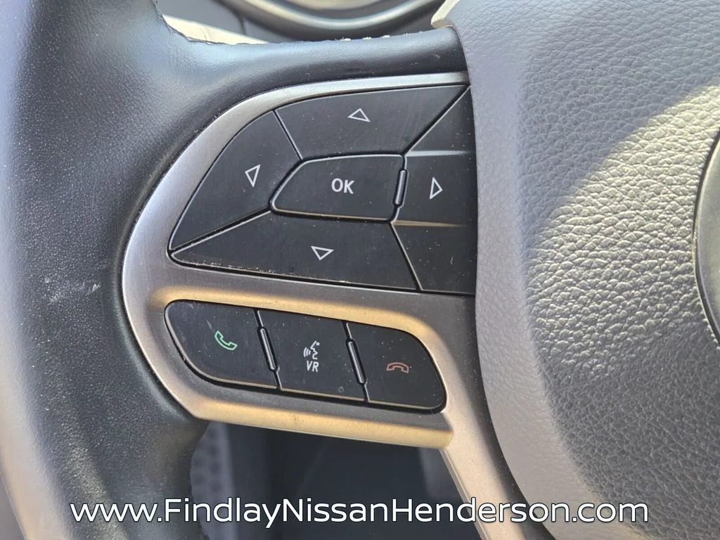 Used 2019 White Jeep Limited image 22
