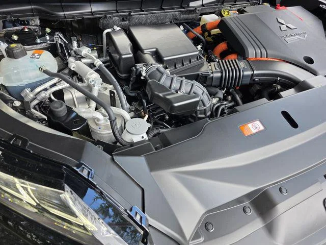 2025 Mitsubishi Outlander Plug-in Hybrid SEL Black Edition - Photo 21