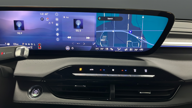 Used 2026 Ocean Blue Metallic Buick Avenir image 13
