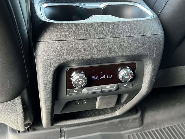 2026 GMC Acadia Elevation - Photo 17