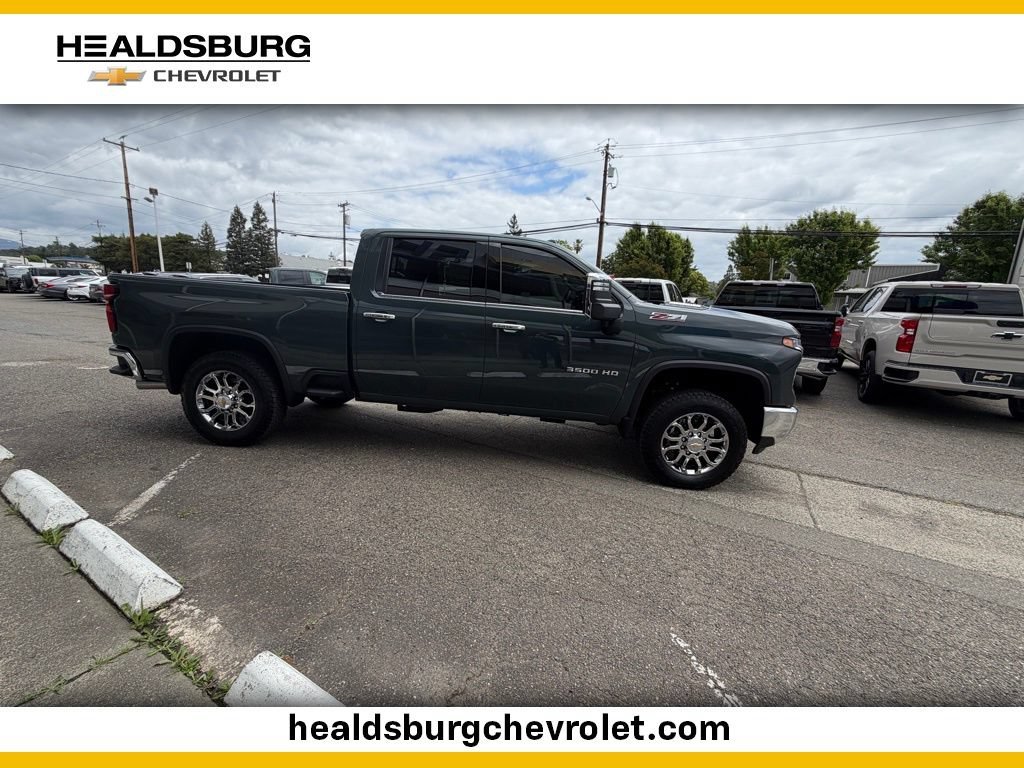 2026 Chevrolet Silverado 3500 HD LTZ - Photo 7